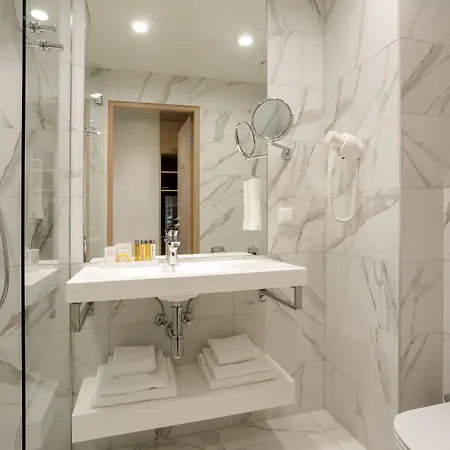 Centennial Nexus 4* Таллінн