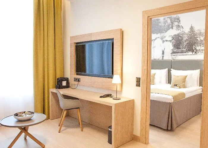 Отель Centennial Nexus 4*