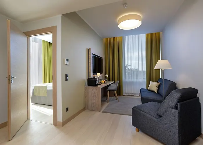 Centennial Nexus Отель 4*