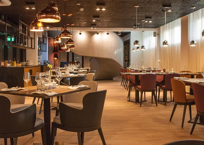 Centennial Nexus Отель 4*