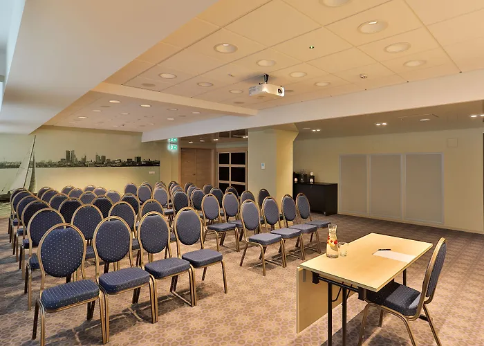 Centennial Nexus Отель