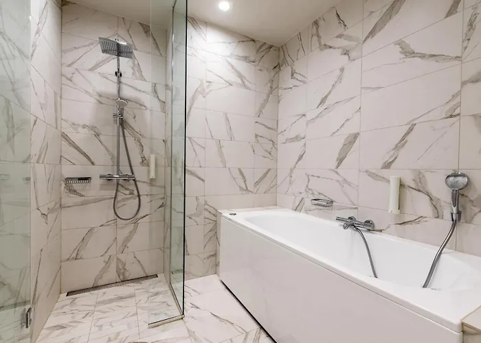 Centennial Nexus Отель