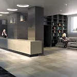 Otel Centennial Nexus 4*