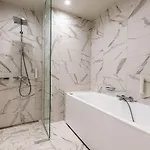 Centennial Nexus Otel